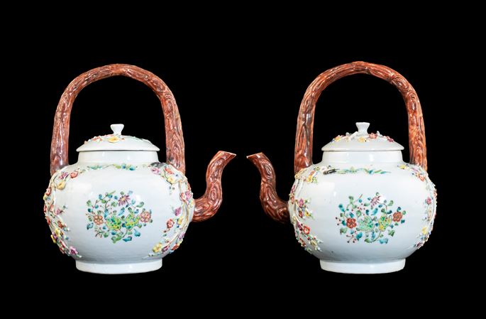 GG: Pair of Chinese export porcelain famille rose punchpots with appliqué flowers | MasterArt